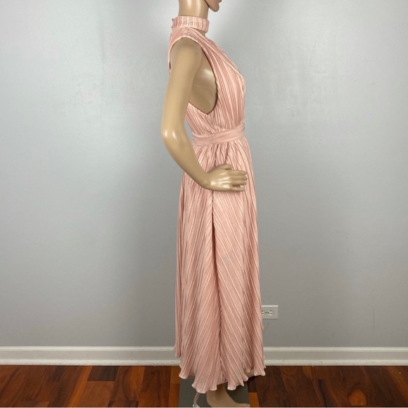 NBD REVOLVE PINK PLUNGING V-NECK PLEATED MIDI DRESS - Picture 5 of 10